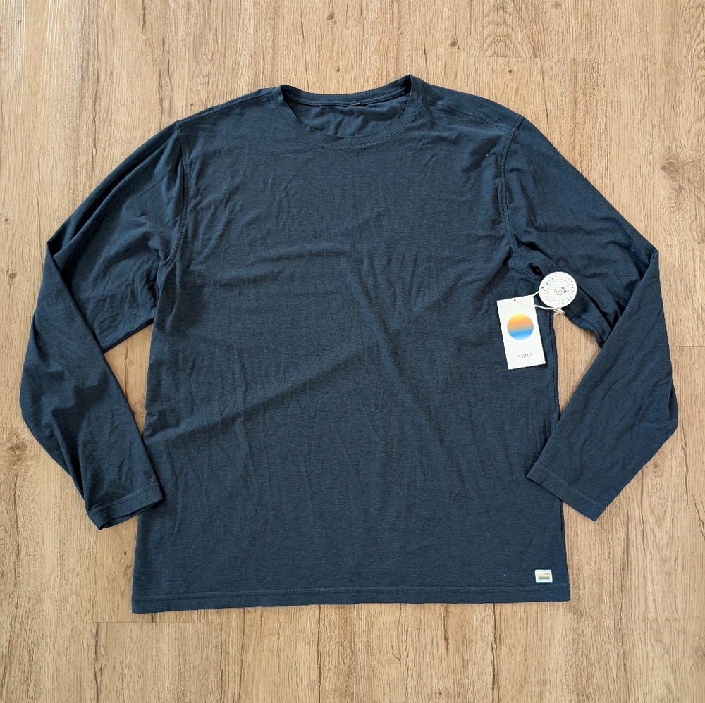 Vuori Men's Long Sleeve Tee -Navy Heather NWT